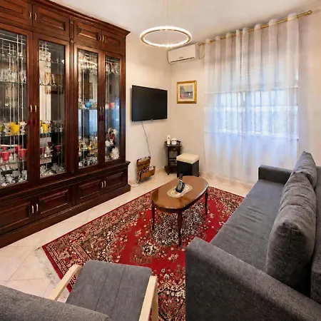 Appartement Breeze - 4 Min To Skanderbeg Square Tirana